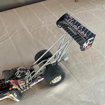 Action 1/24 Mike Dunn Yankees Top Fuel Dragster Model