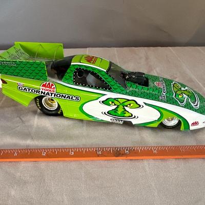 1:24 Scale Diecast NHRA 2004 Mac Tools Gator Nationals 35th Annual Funny Car