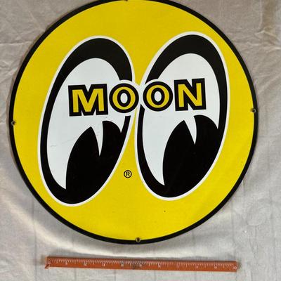 Antique Moon Metal Round Sign