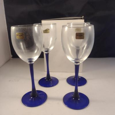 Luminarc Blue Stem Wine Glasses- Set of Four New in Box