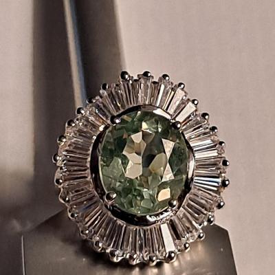 Peridot and Sapphire Ring