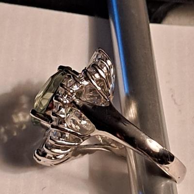 Peridot and Sapphire Ring