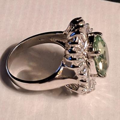 Peridot and Sapphire Ring