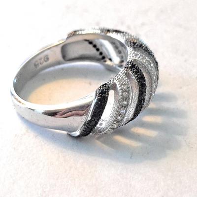 Black diamond ring