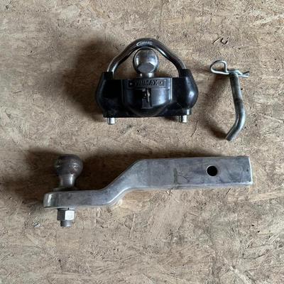 TRIMAX UNIVERSAL COUPLER LOCK AND A HITCH WITH A 2" BALL