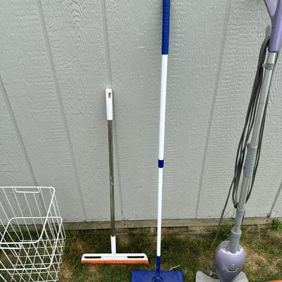 FLOOR CLEANERS AND ORGANIZERS