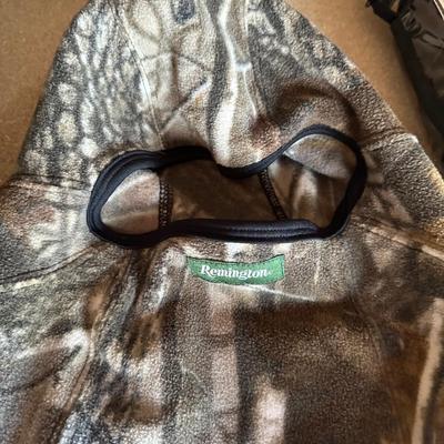 HUNTING/OUTDOOR GEAR