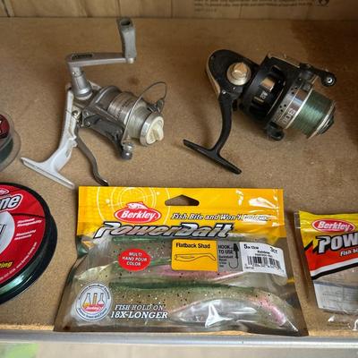 FISHING TACKLE, REELS, BAIT, RAIN SUIT W/PANTS & MEN'S BRAHMA BOOTS SIZE 10