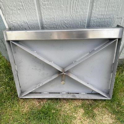 LITTLE GRIDDLE, ELECTRIC INSECT TRAP, WALKING STICK AND HOOK SNAG POLE