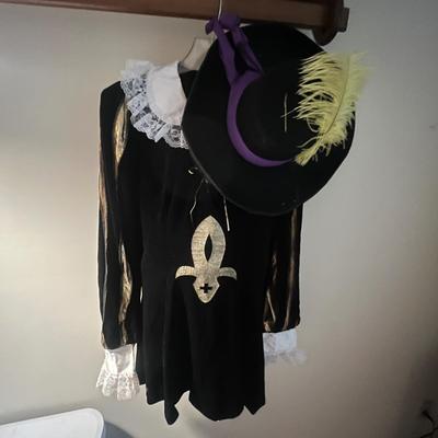 Plethora of Ladies Costumes (GB1-MG)