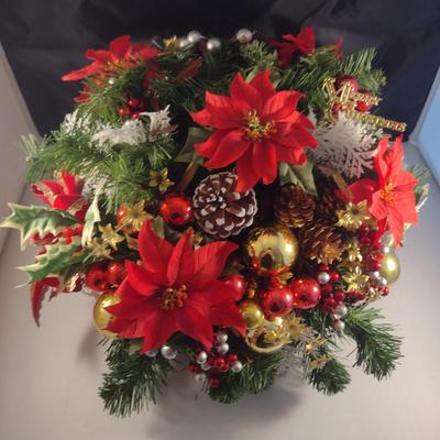 Collection of Christmas/Holiday Centerpieces