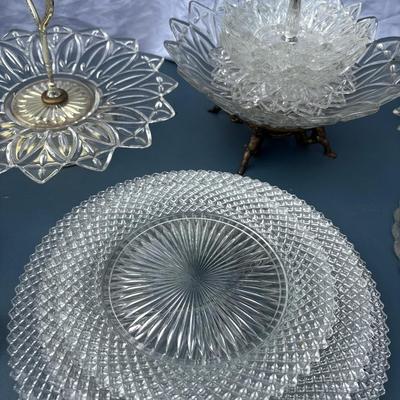 Large group of glass and Crystal items