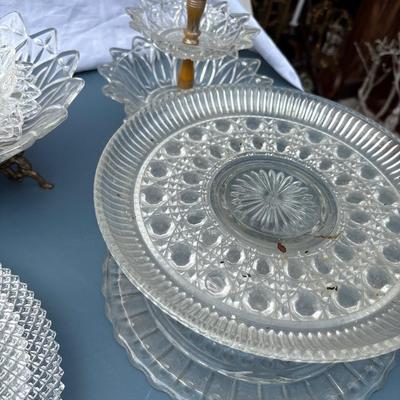 Large group of glass and Crystal items