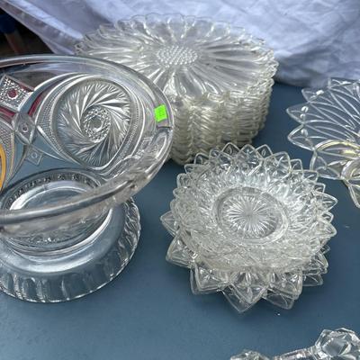 Large group of glass and Crystal items