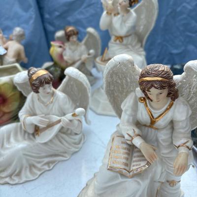 Angels and cherubs, pitchers with glasses and more