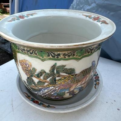 Angels and cherubs, pitchers with glasses and more