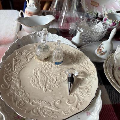 Variety of porcelain and Crystal items, including hurricane oil lamp globes