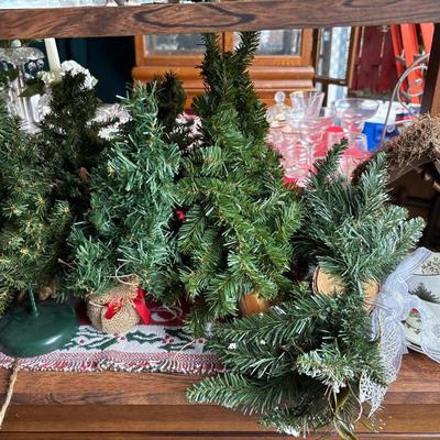 Large Christmas lot