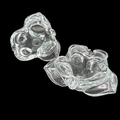 Pair of crystal bowls
