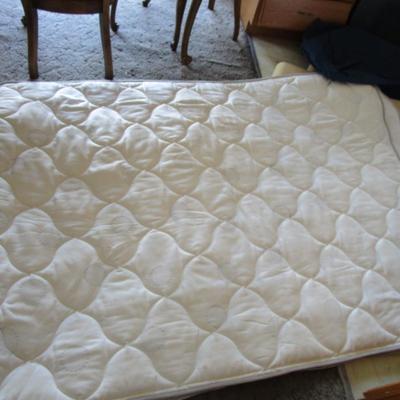 Queen size Sleep Number bed