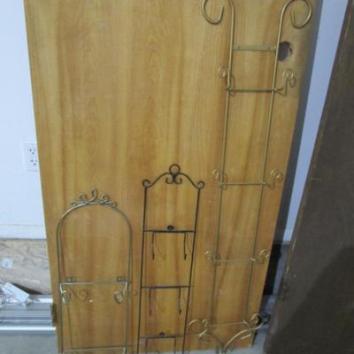 3 decorative plate racks