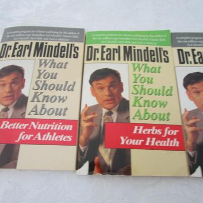 11 Dr. Earl Mindell's "What You Should Know About . . . " books; audio tape "Herbal Medicine Chest"