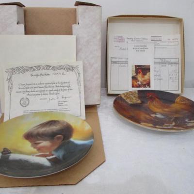 2 Vintage Decorative plates