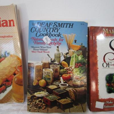 13 Juicing & nutrition books