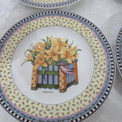 4 Sakura Spring Bouquet by Debbie Mumm plates