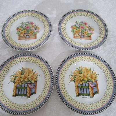 4 Sakura Spring Bouquet by Debbie Mumm plates
