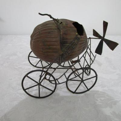 Metal & wire sculpture