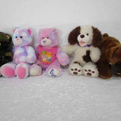 5 Build-a-Bear stuffed animals