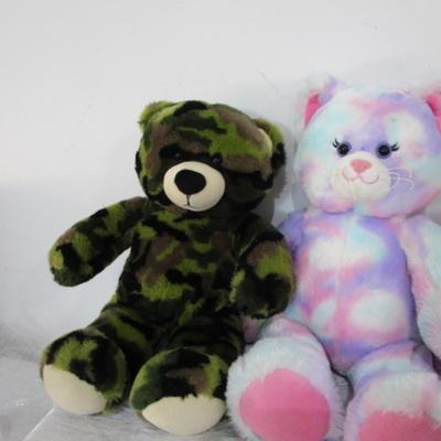 5 Build-a-Bear stuffed animals