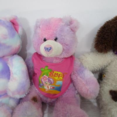 5 Build-a-Bear stuffed animals