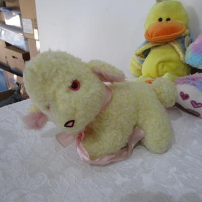 10 stuffed animals