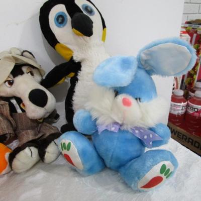 10 stuffed animals