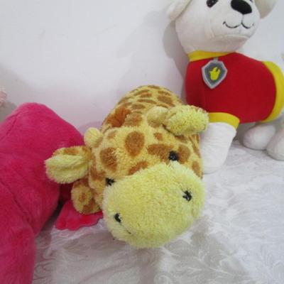 10 stuffed animals