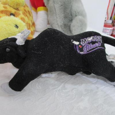 10 stuffed animals