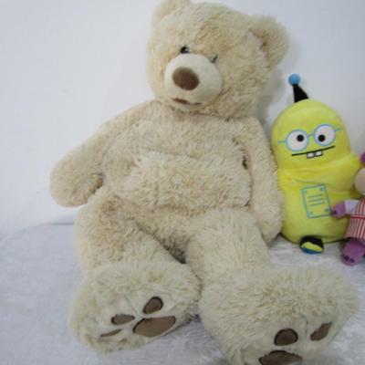 10 stuffed animals