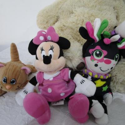 10 stuffed animals