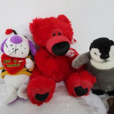 10 stuffed animals