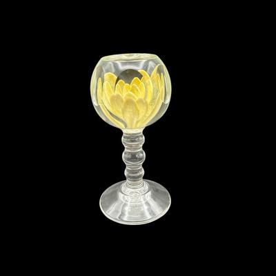 3 Decorative crystal pieces