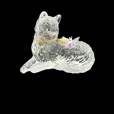Fenton cat 4” tall 2 Crystal cats