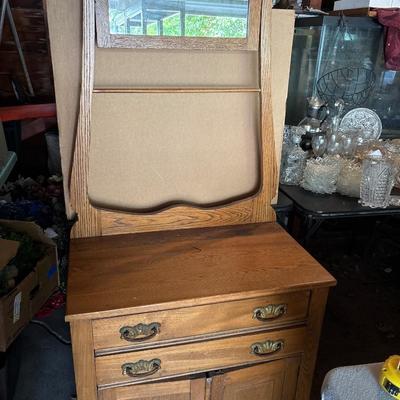 Vintage wash stand with mirror