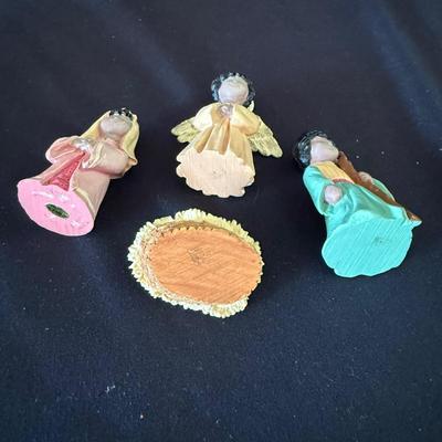 Modern and Classic Nativity Scene Collection (LR-BM)