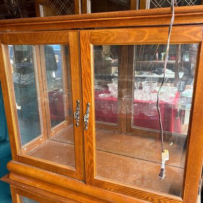 Two short display units