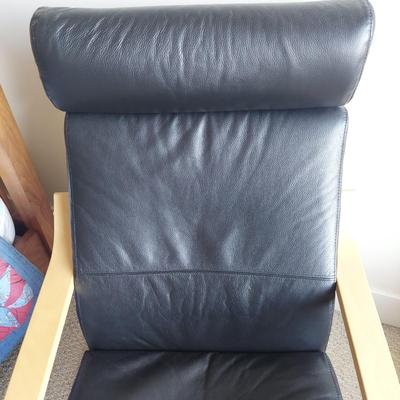 Two Ikea Poäng Chairs with Ottoman (BR1-BBL)