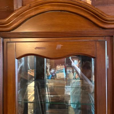 Curio cabinet