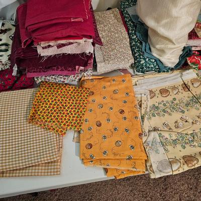 Mixed Assortment of Fabric (GB2-JS)