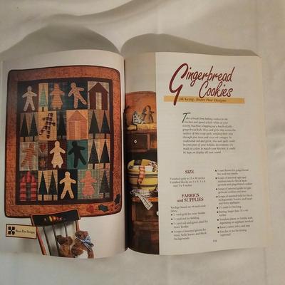 Assorted Quilt, Sewing & Crochet Books (GB2-JS)